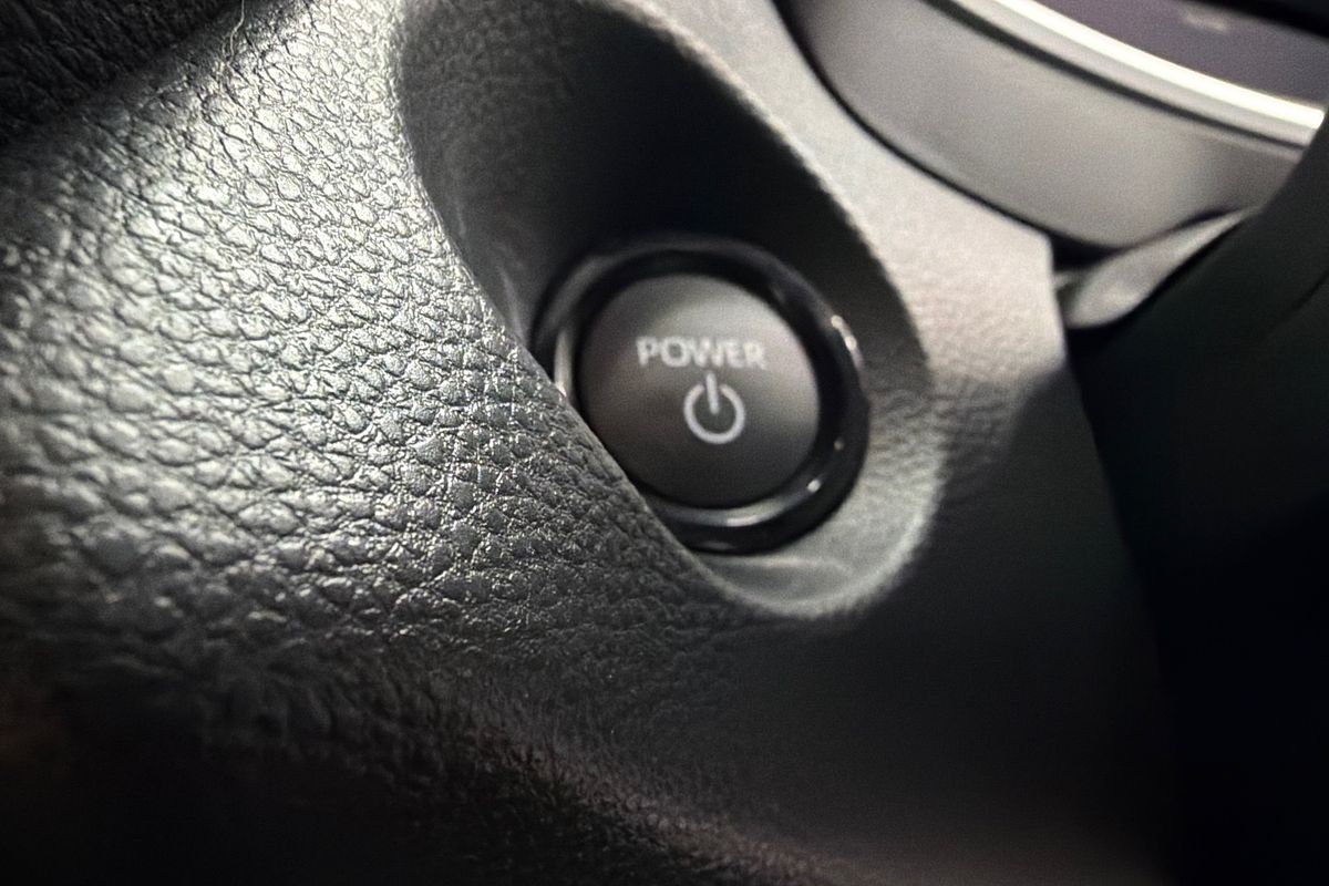 2025 Toyota Corolla Cross Atmos MXGH15R