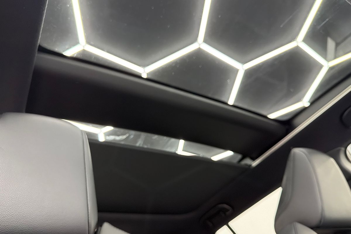 2025 Toyota Corolla Cross Atmos MXGH15R