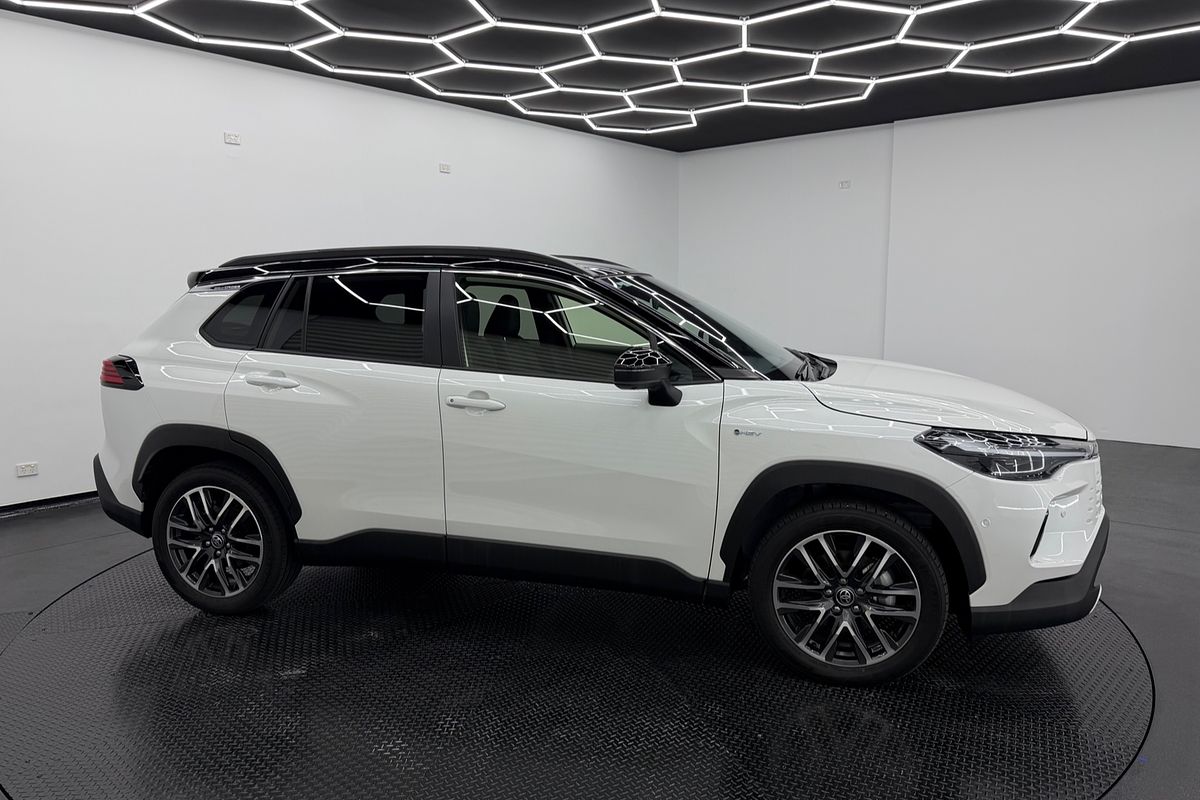 2025 Toyota Corolla Cross Atmos MXGH15R