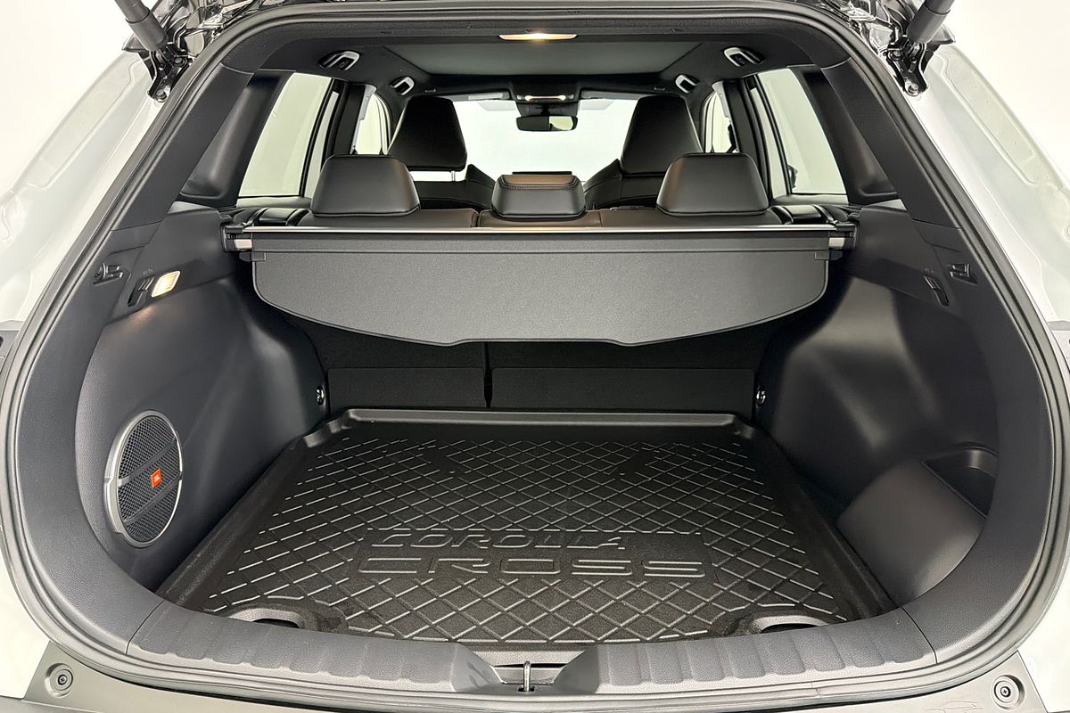 2025 Toyota Corolla Cross Atmos MXGH15R