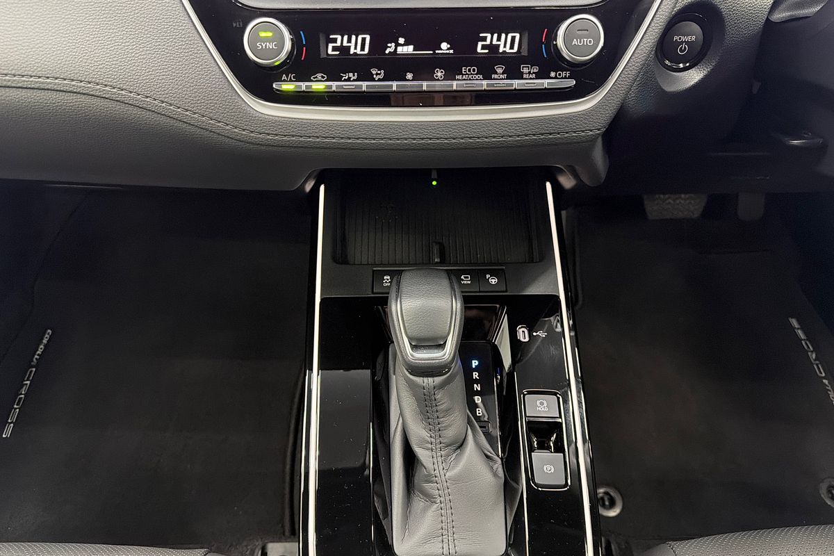 2025 Toyota Corolla Cross Atmos MXGH15R