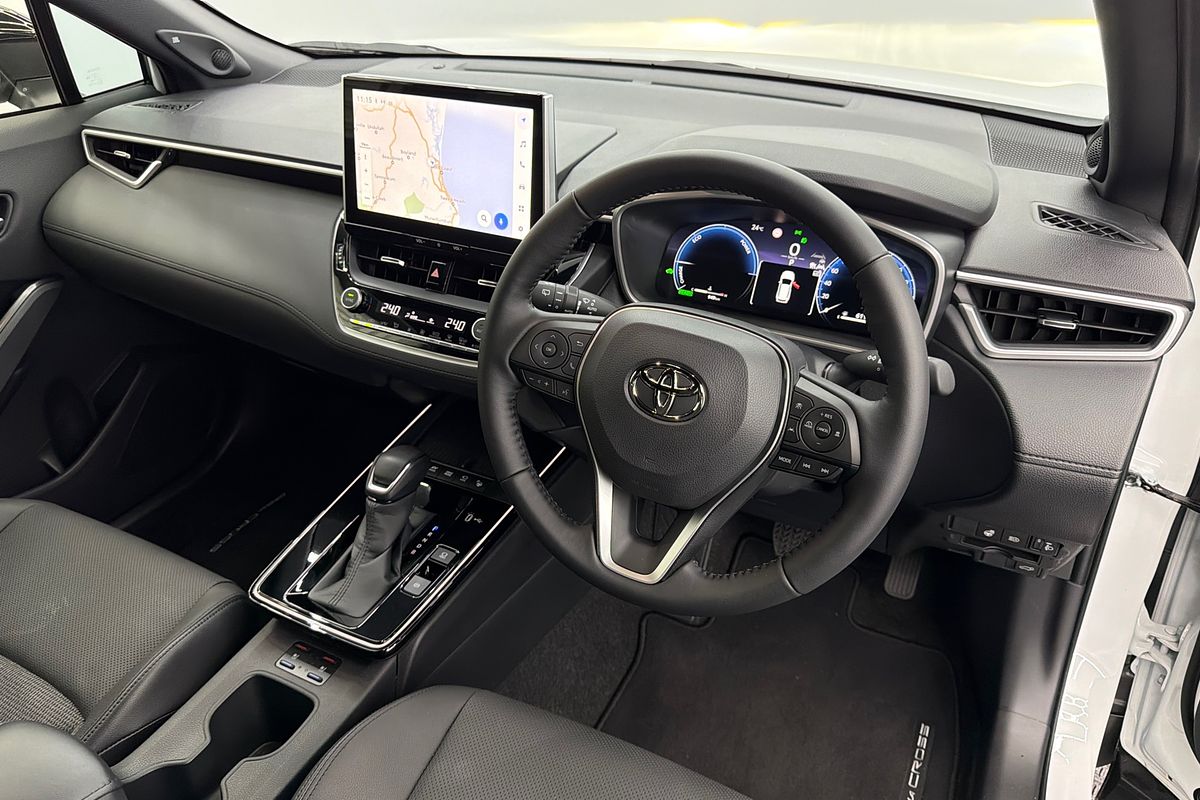2025 Toyota Corolla Cross Atmos MXGH15R