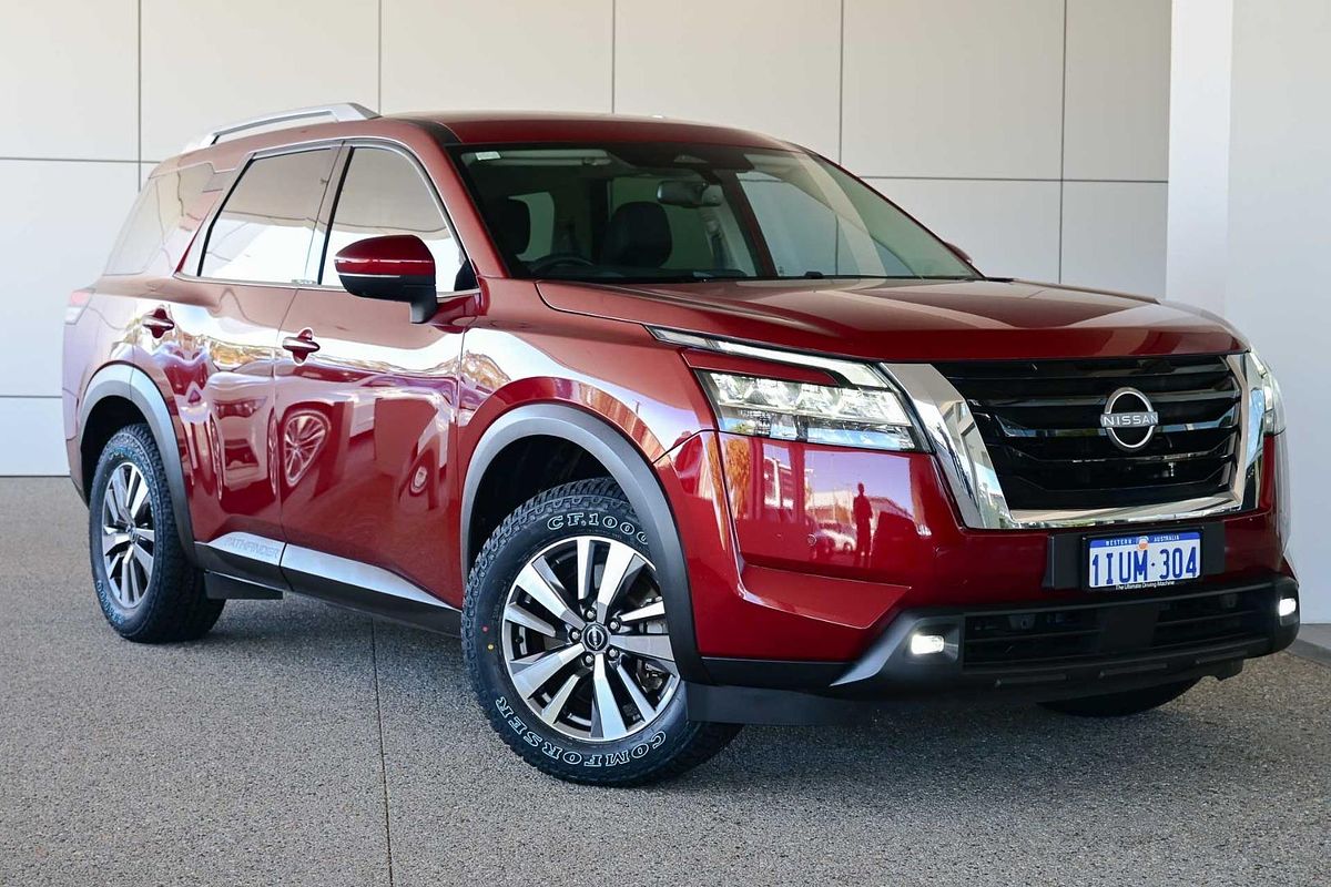 2023 Nissan Pathfinder Ti R53