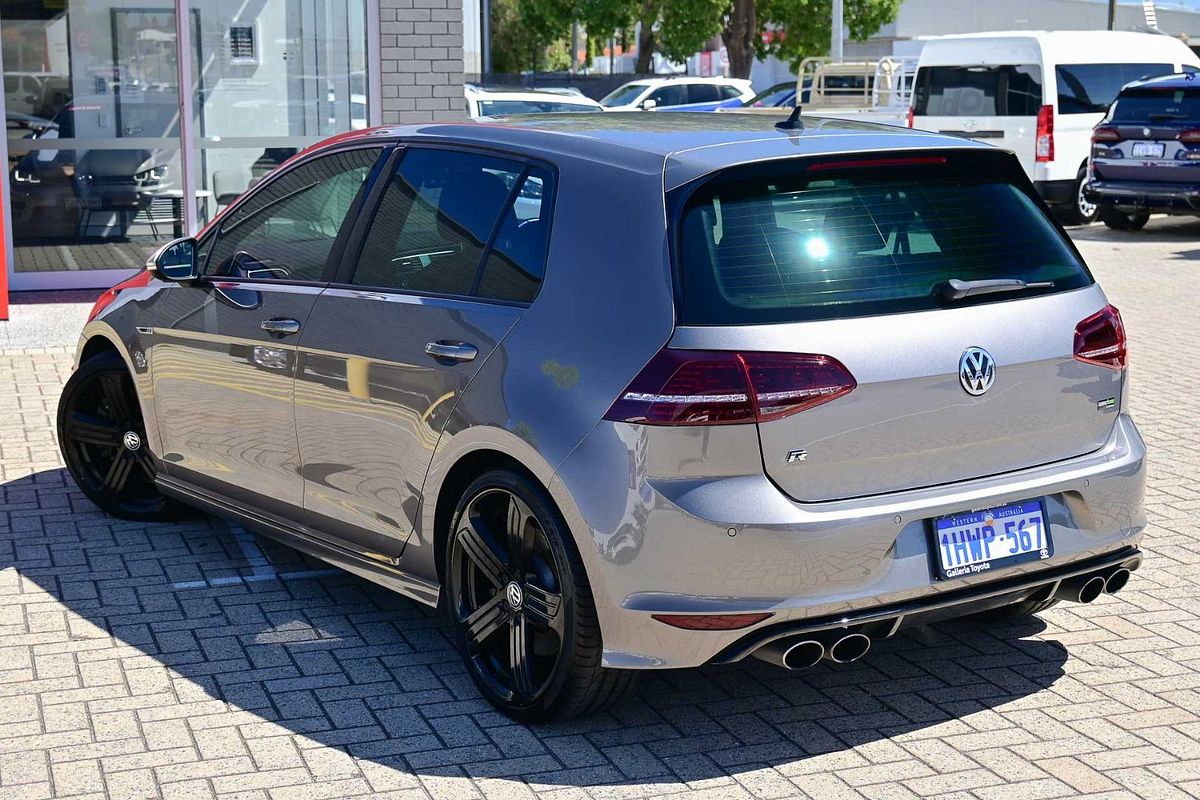 2015 Volkswagen Golf R 7