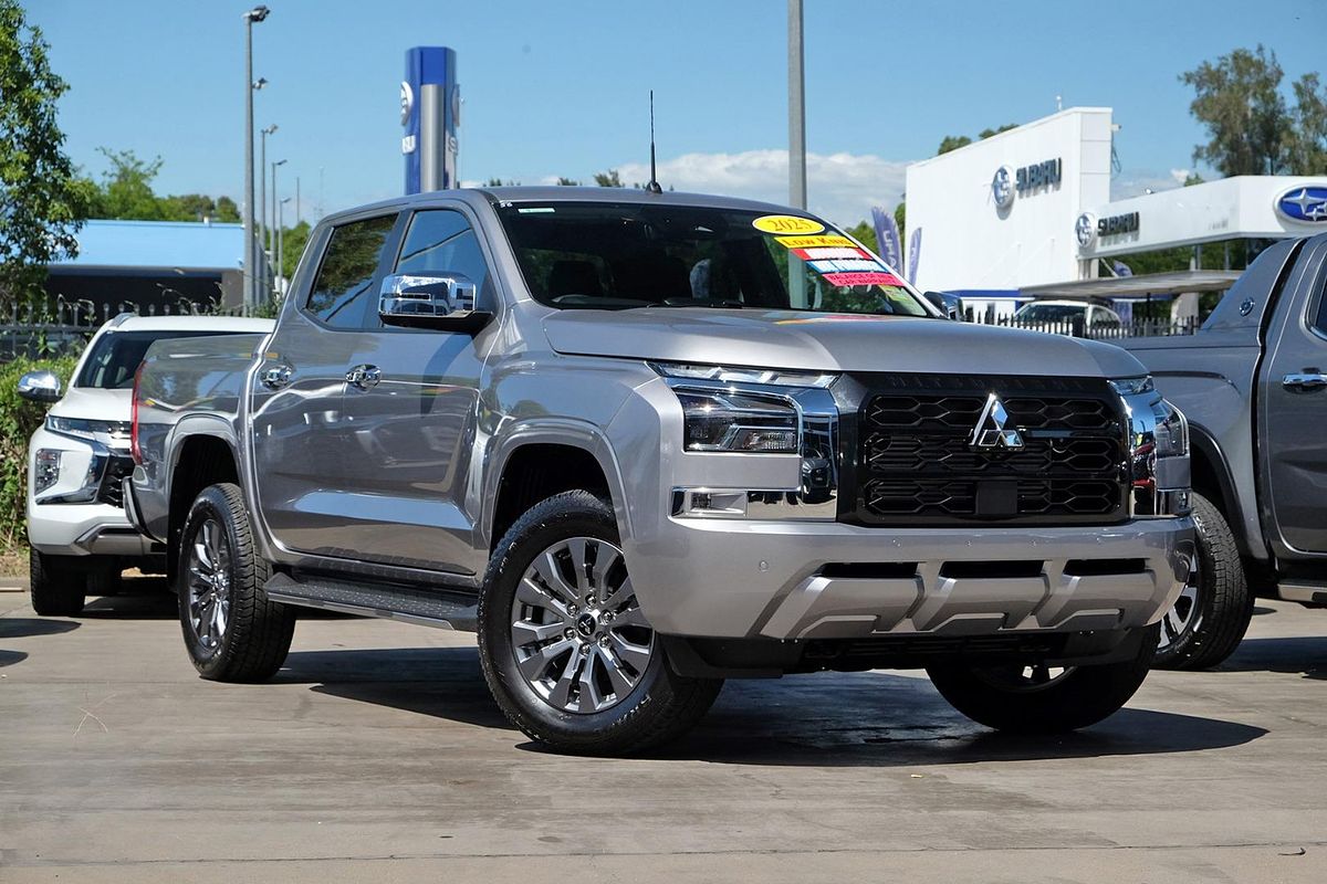 2025 Mitsubishi Triton GLS MV 4X4