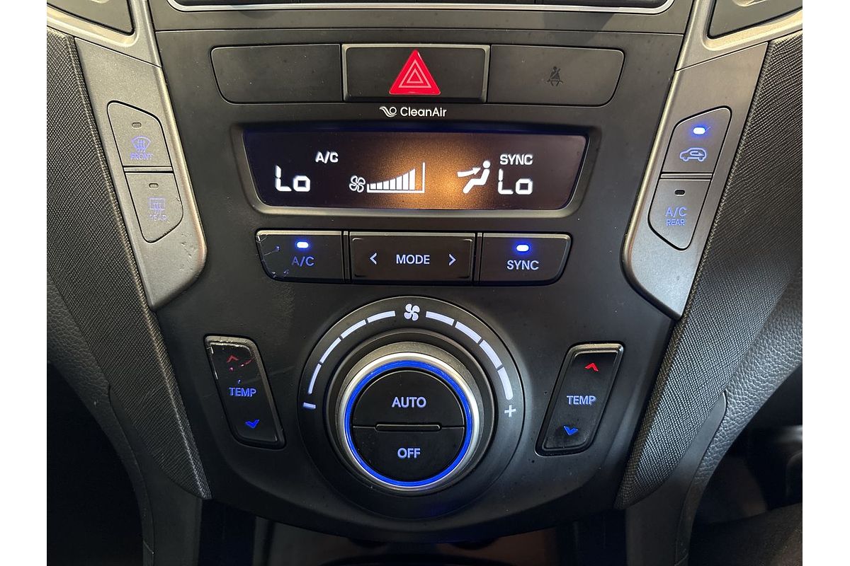 2017 Hyundai Santa Fe Active X DM3 Series II