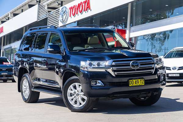 2017 Toyota Landcruiser Sahara VDJ200R