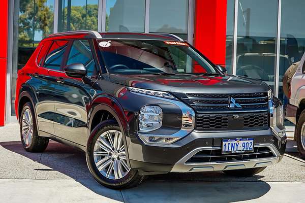 2024 Mitsubishi Outlander LS ZM