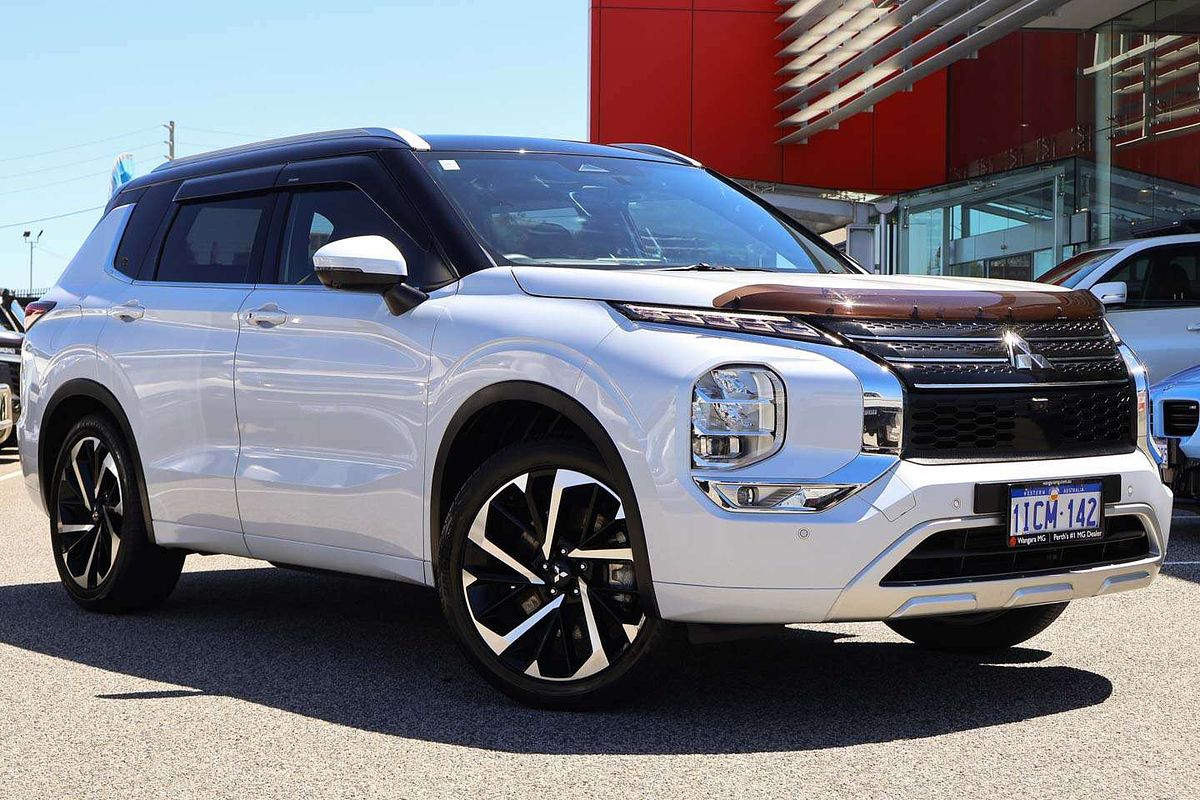 2023 Mitsubishi Outlander Exceed Tourer ZM