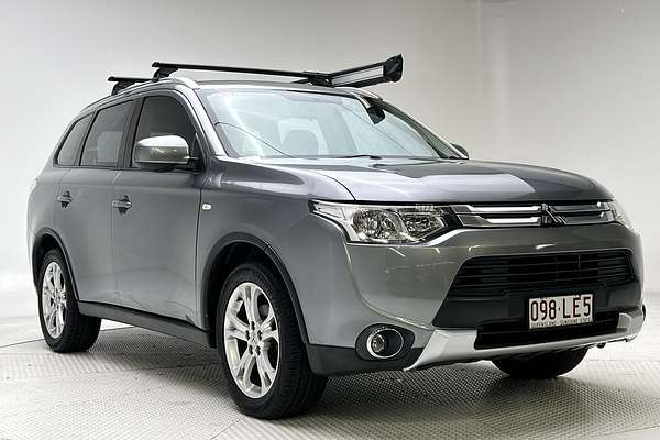 2014 Mitsubishi Outlander ES ZJ