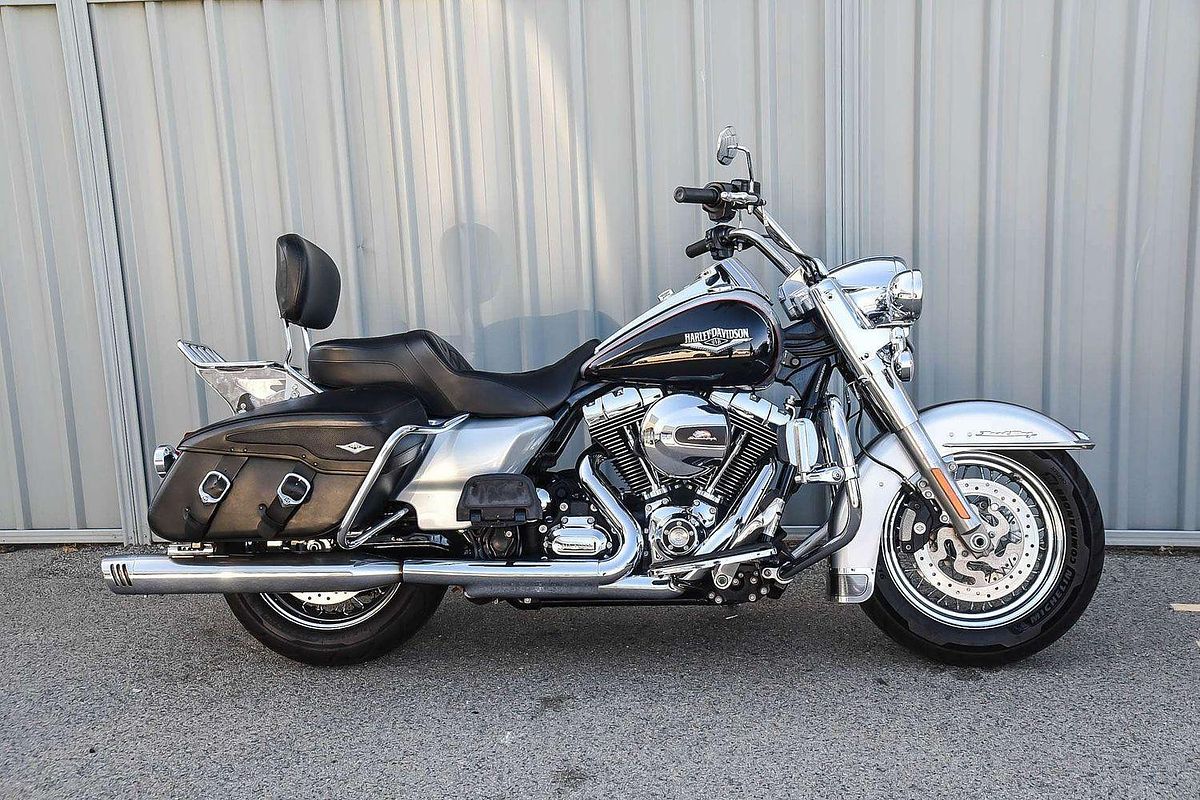 2015 Harley-Davidson ROAD KING