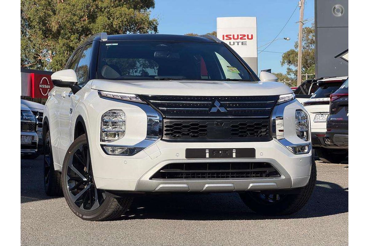2025 Mitsubishi Outlander PHEV Exceed Tourer ZM