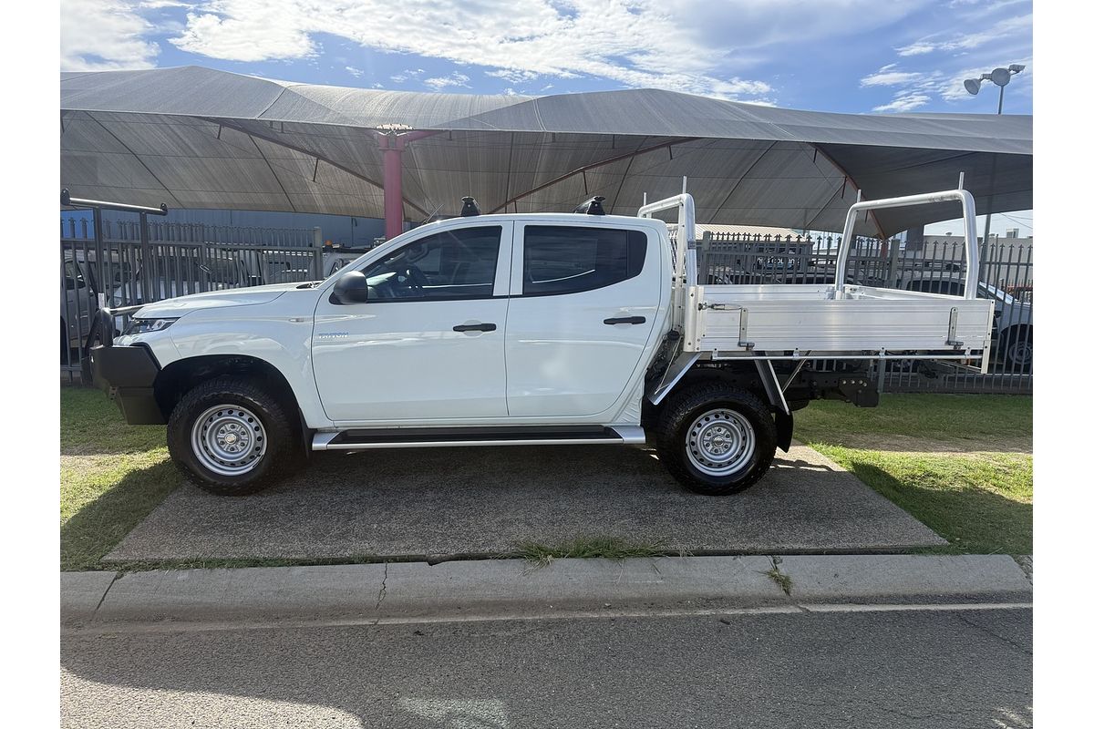 2022 Mitsubishi Triton GLX MR 4X4