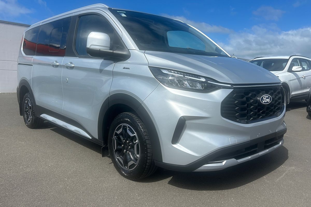 2025 Ford Tourneo Active AV SWB