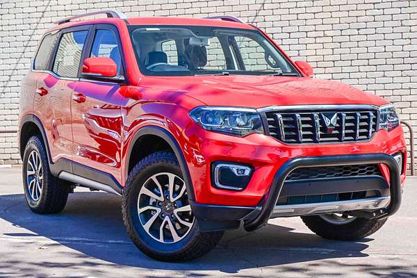 2023 Mahindra Scorpio Z8