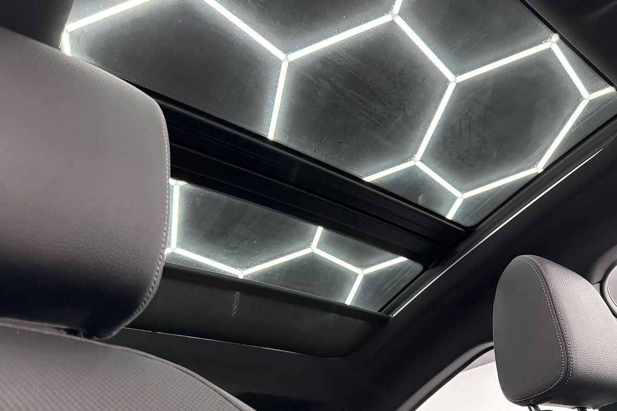 2022 BMW 2 Series 220i M Sport F44