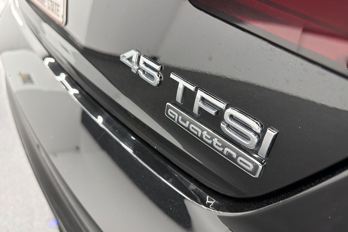 2021 Audi A4 45 TFSI S line B9