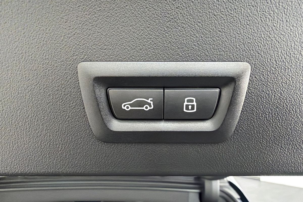 2025 BMW X3 20 xDrive G45