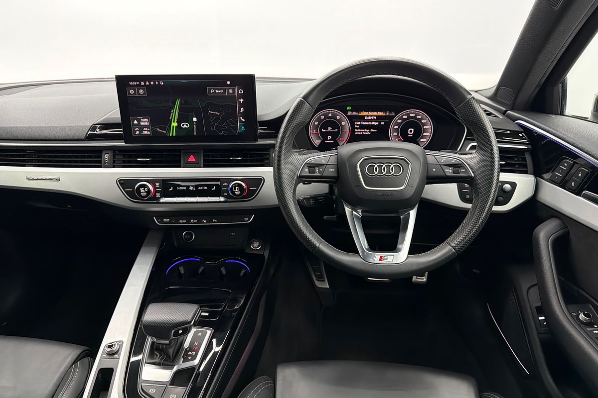 2021 Audi A4 45 TFSI S line B9
