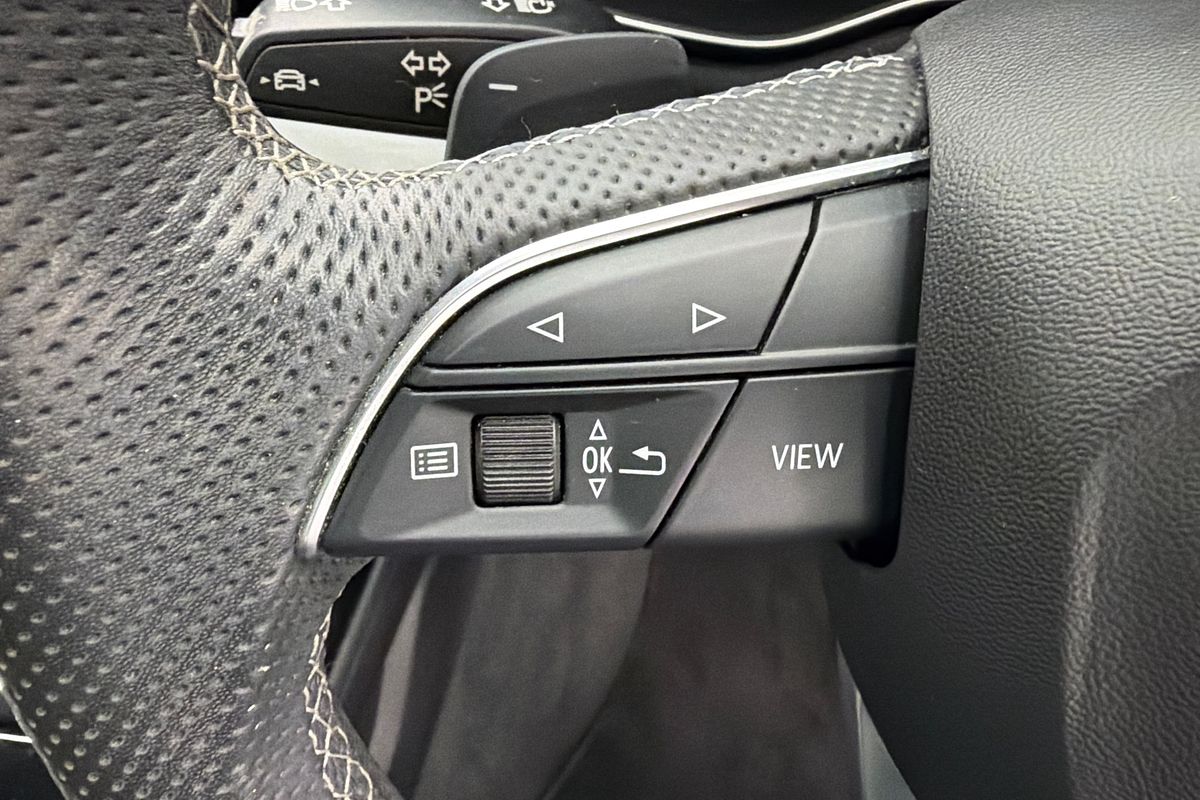 2021 Audi A4 45 TFSI S line B9