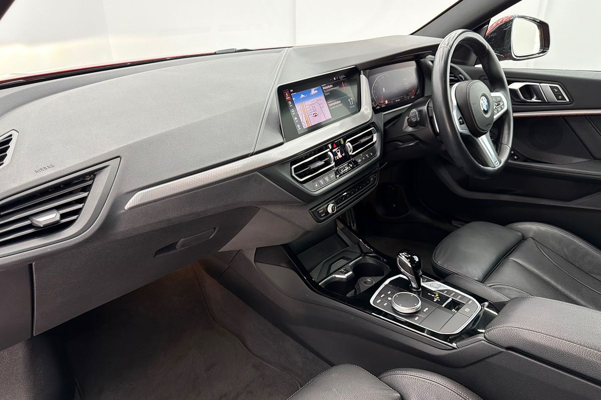 2022 BMW 2 Series 220i M Sport F44