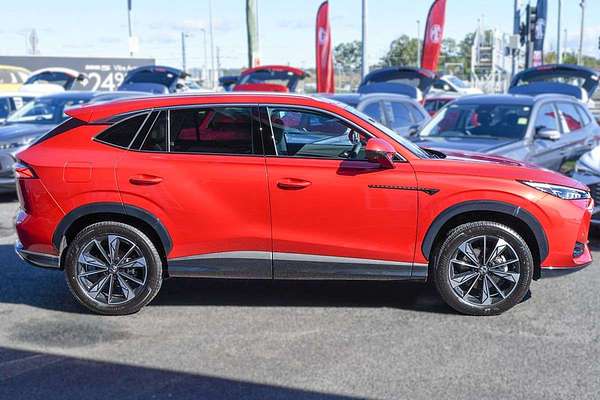 2025 MG HS Essence AS33 thumb-4