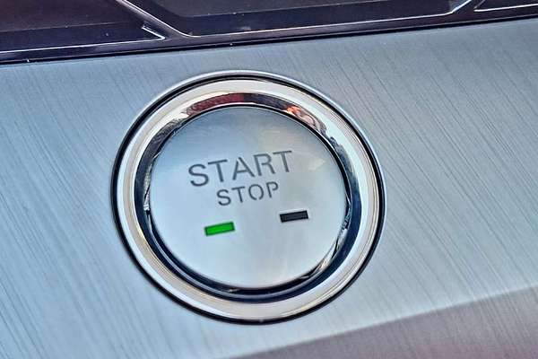 2025 MG MG5 Essence thumb-13