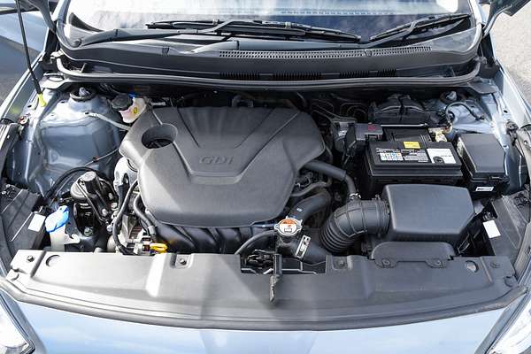 2019 Hyundai Accent Sport RB6 thumb-6