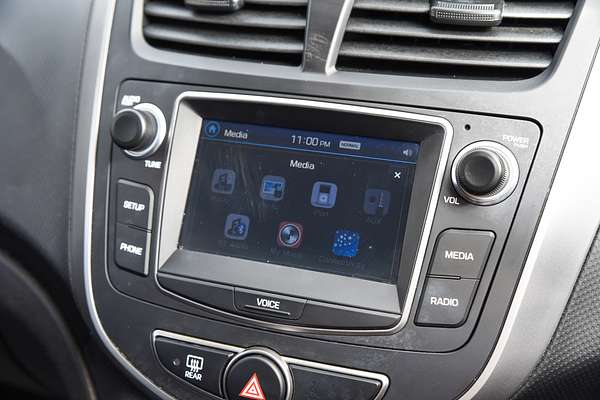 2019 Hyundai Accent Sport RB6 thumb-10