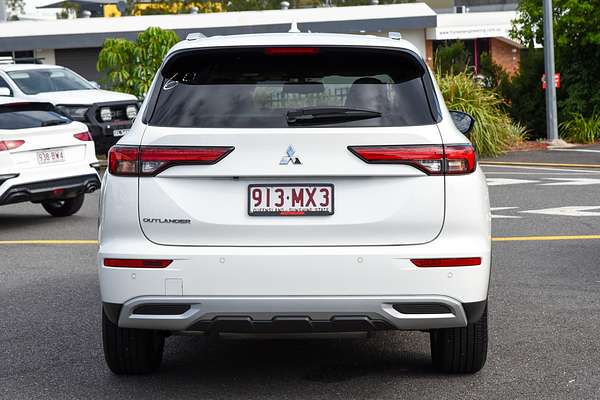 2024 Mitsubishi Outlander LS ZM thumb-6