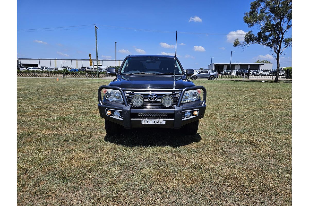 2012 Toyota Landcruiser Sahara VDJ200R
