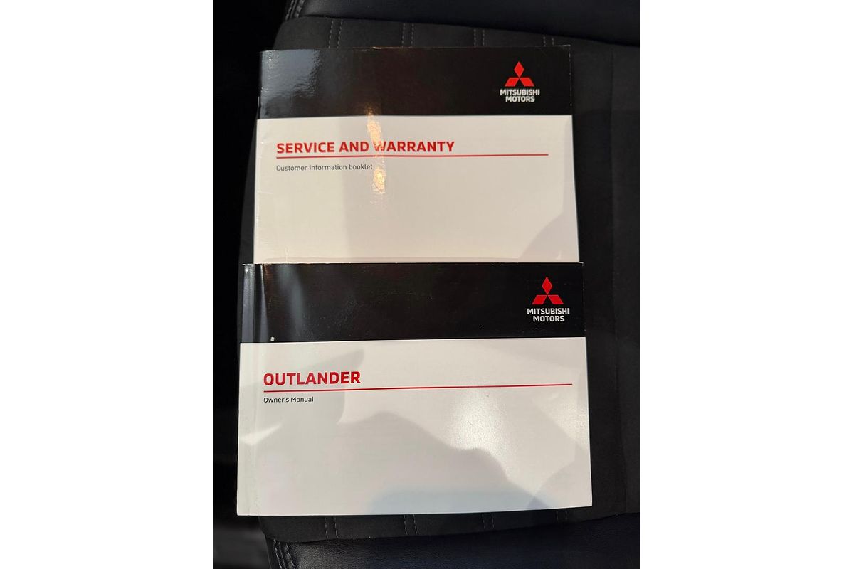 2020 Mitsubishi Outlander LS ZL