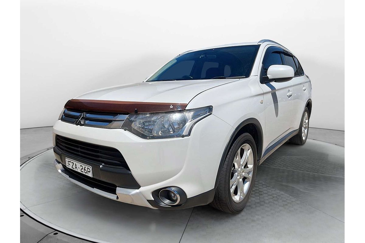 2014 Mitsubishi Outlander ES ZJ