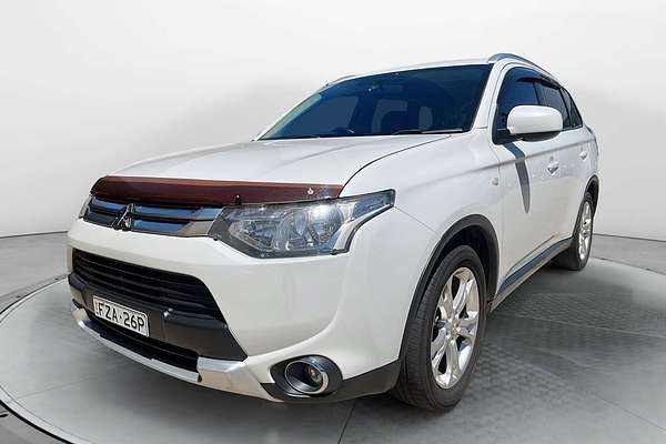 2014 Mitsubishi Outlander ES ZJ