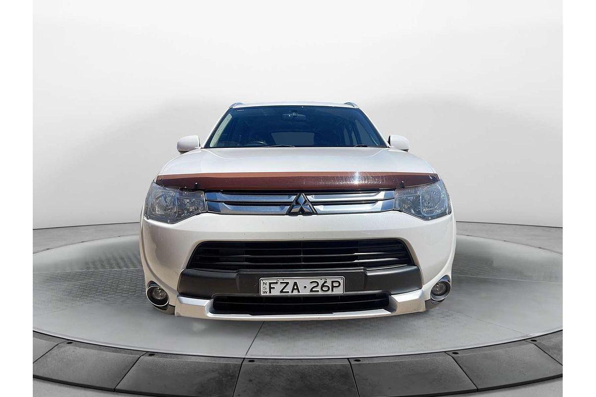 2014 Mitsubishi Outlander ES ZJ