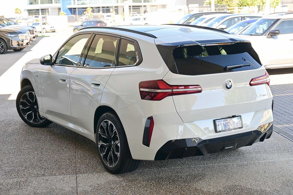2025 BMW X3 30e xDrive G45