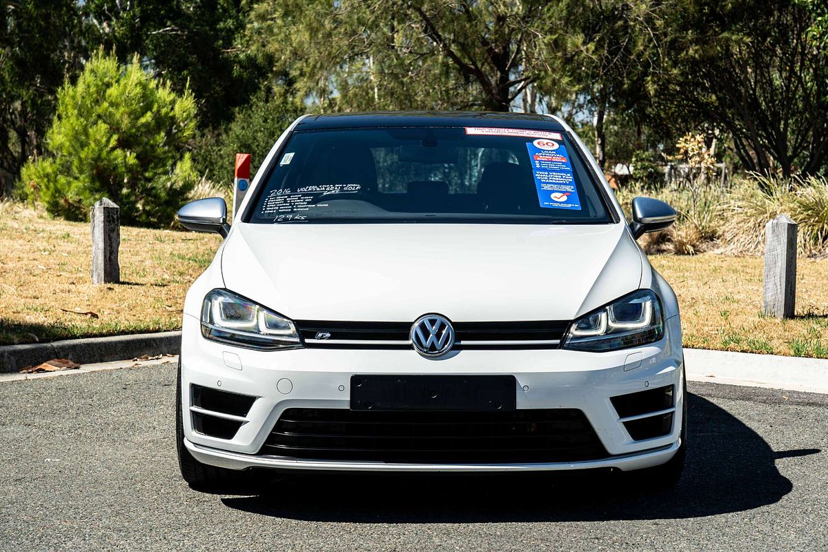 2016 Volkswagen Golf R 7