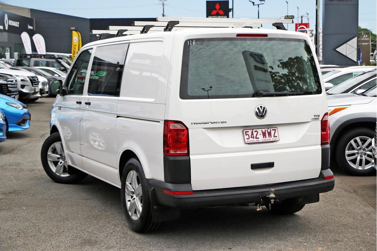 2016 Volkswagen Transporter TDI250 Runner T6 SWB