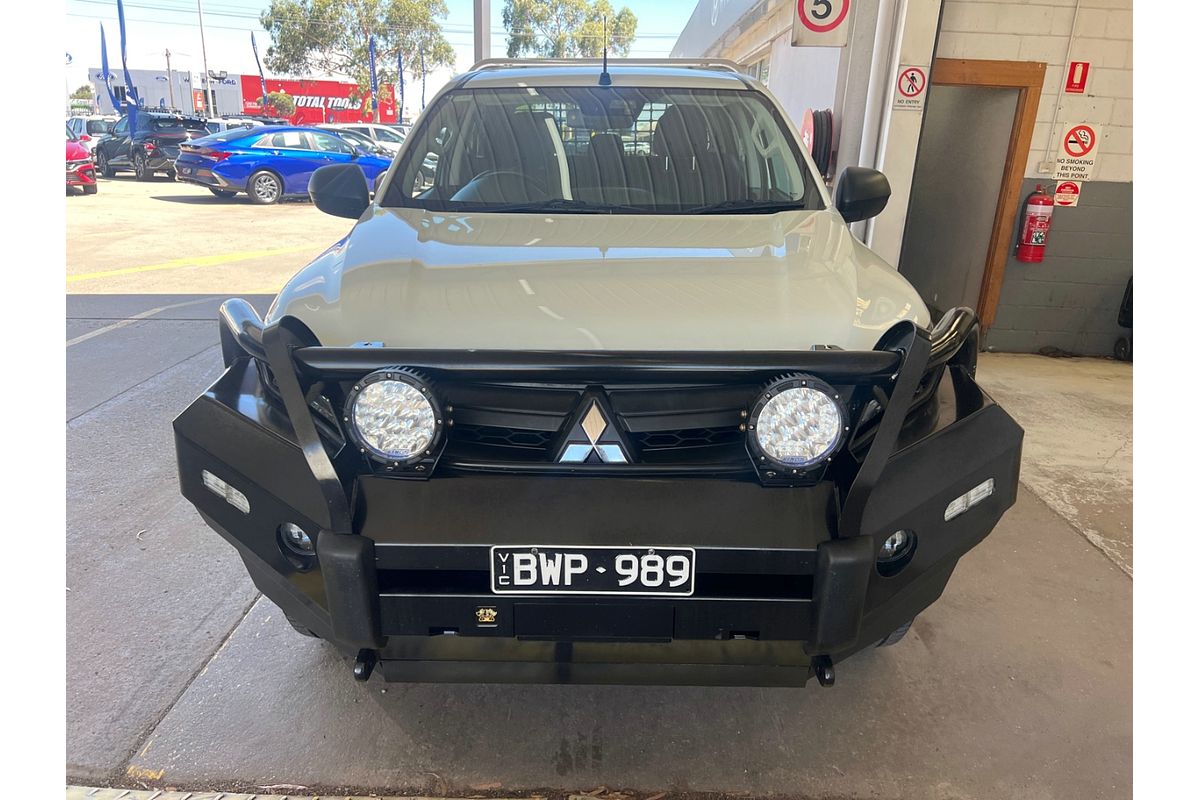 2021 Mitsubishi Triton GLX-R MR 4X4