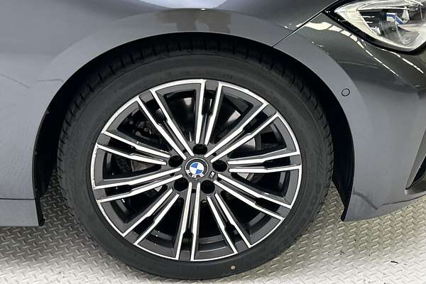 2021 BMW 3 Series 320i M Sport G20 thumb-9