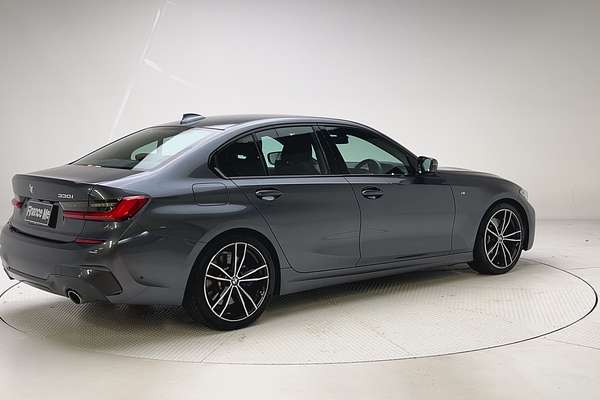 2020 BMW 3 Series 330i M Sport G20 thumb-7
