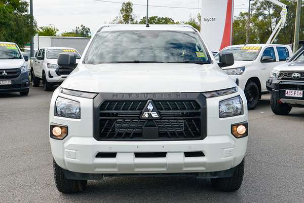 2025 Mitsubishi Triton GLX MV 4X4 thumb-2