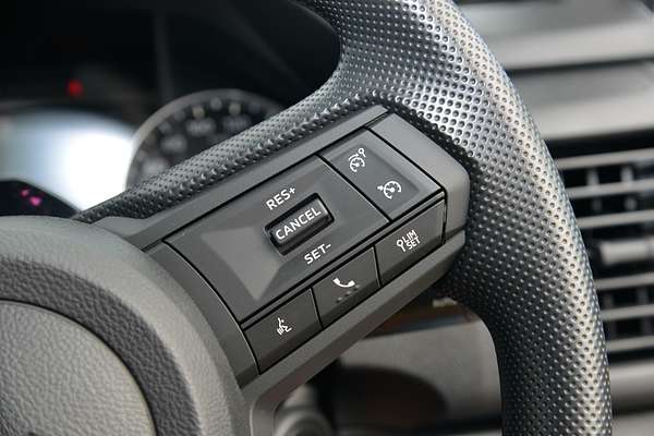 2025 Mitsubishi Triton GLX MV 4X4 thumb-13