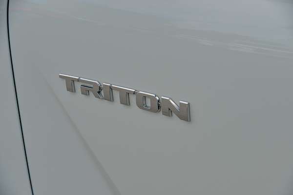 2025 Mitsubishi Triton GLX MV 4X4 thumb-19