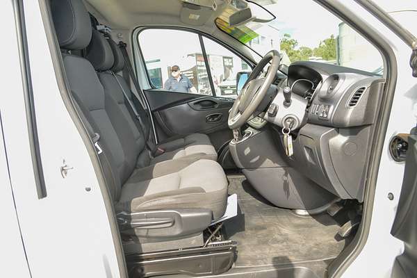 2022 Mitsubishi Express GLX SN SWB thumb-8