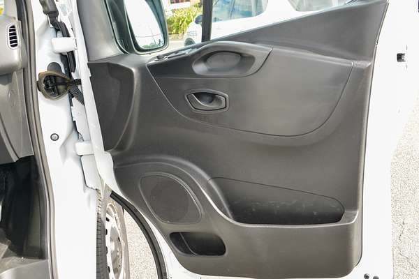 2022 Mitsubishi Express GLX SN SWB thumb-13