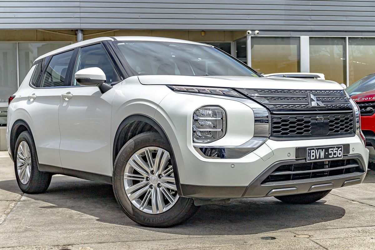 2021 Mitsubishi Outlander ES ZM