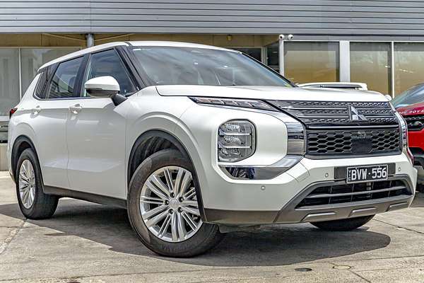 2021 Mitsubishi Outlander ES ZM