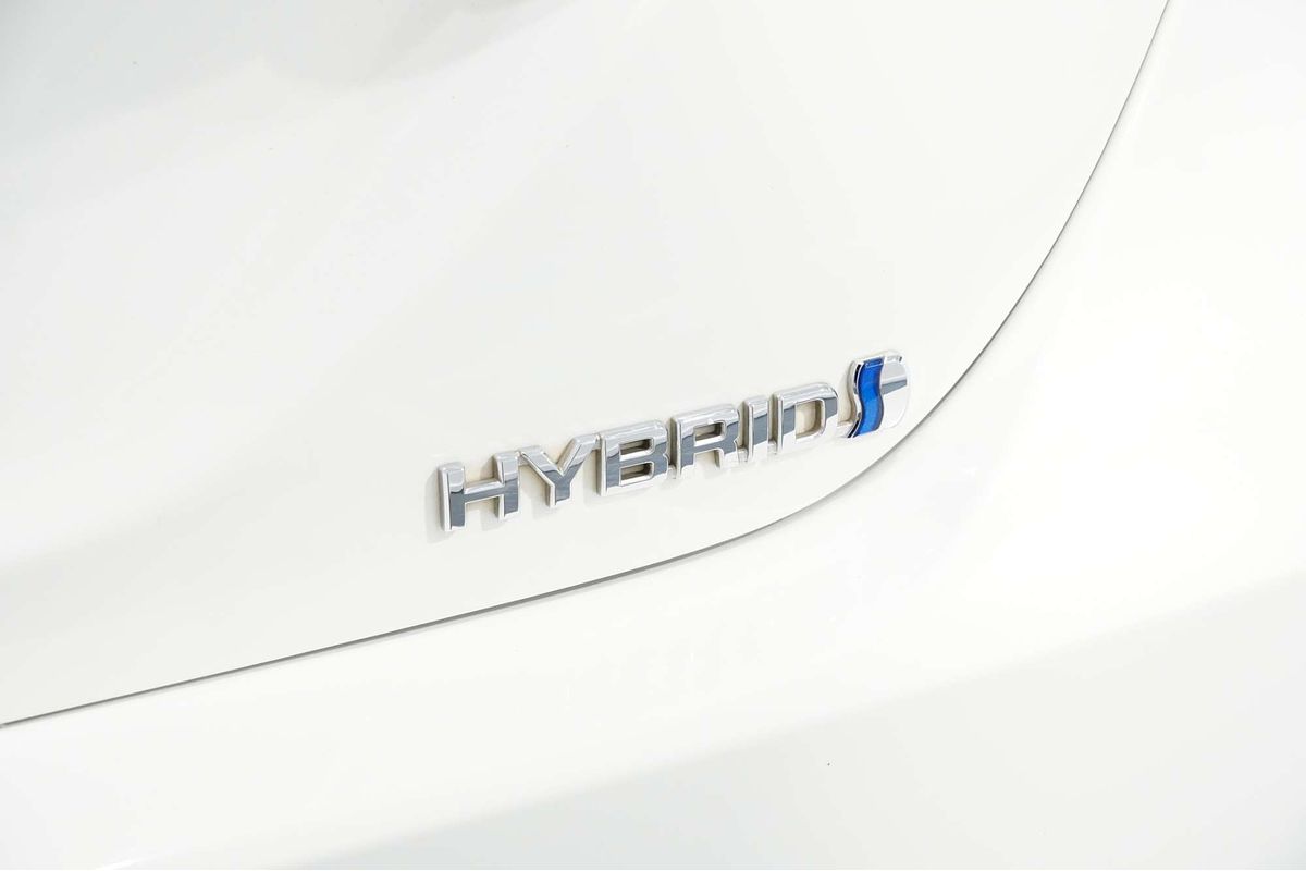 2020 Toyota Camry Ascent Sport AXVH71R