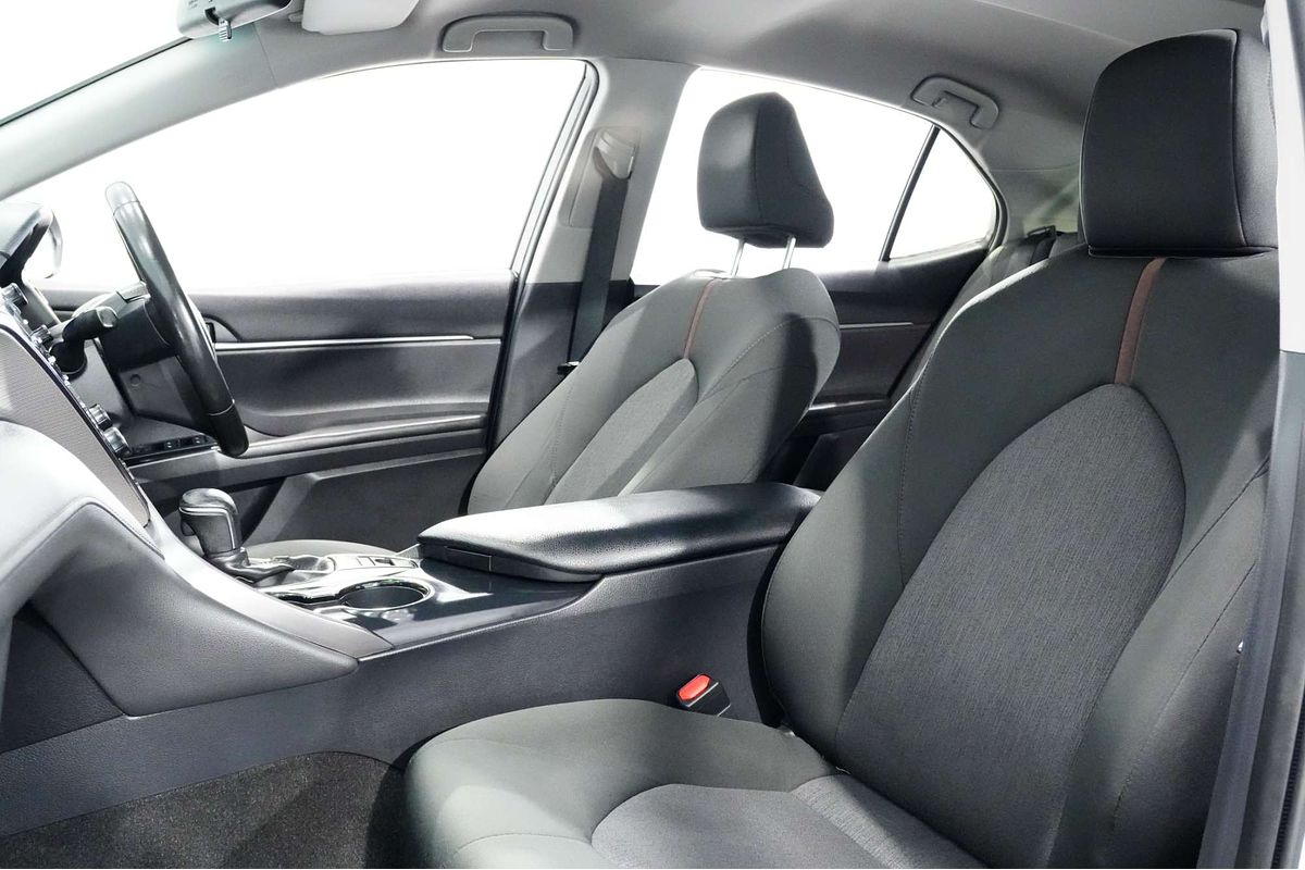 2020 Toyota Camry Ascent Sport AXVH71R